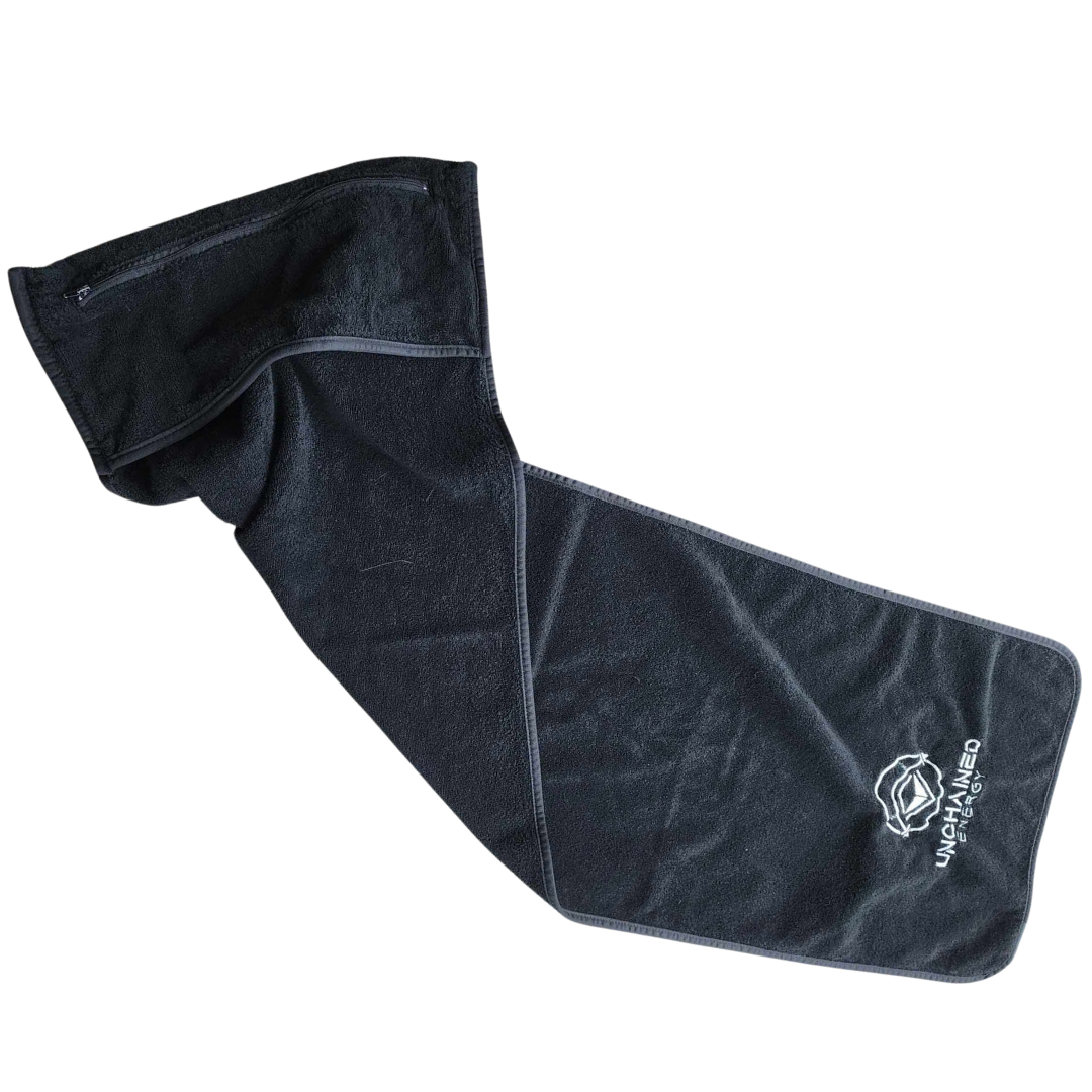 Gym Towel with Bench Hood and Zipped Pouch