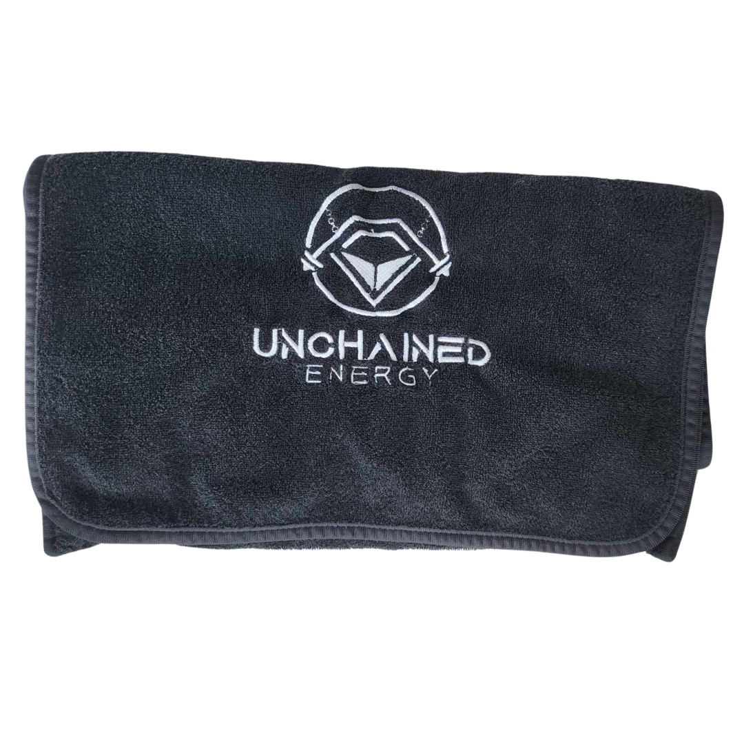 Gym Towel with Bench Hood and Zipped Pouch