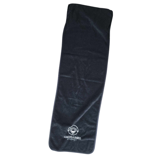 Gym Towel with Bench Hood and Zipped Pouch